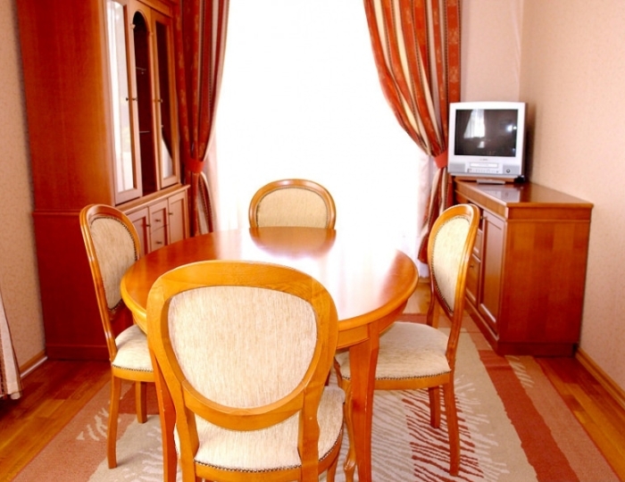 Люкс 2-местный 2-комнатный - Санаторий «Литвиново»